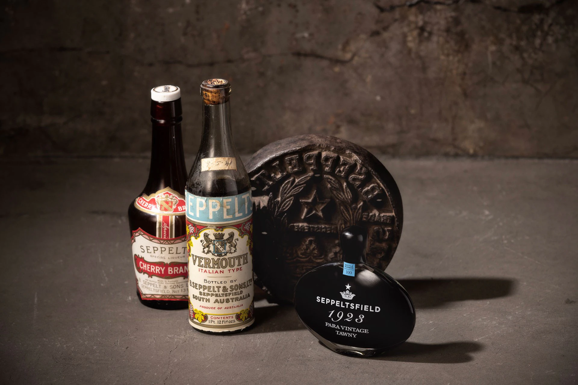 1923 100 Year Old Para Vintage Tawny with historical cues