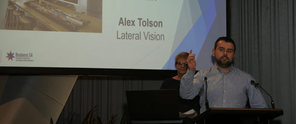 Alex950x400